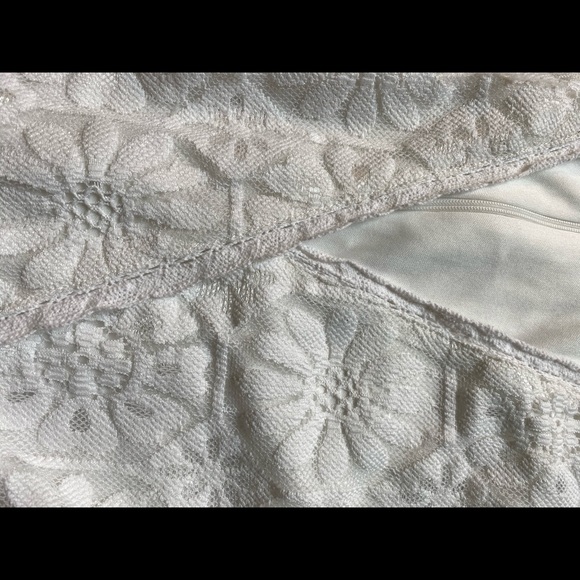 Ivory 70's Inspired Floral Lace V Neck Dress S - Picture 7 of 9